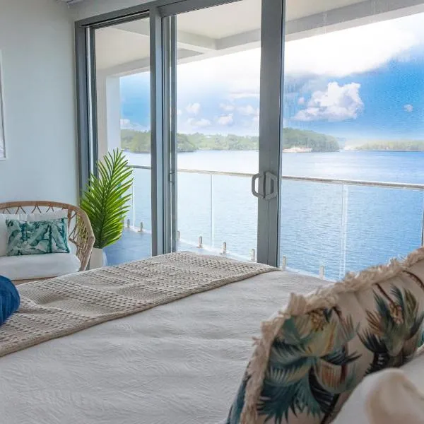 305 - Suva City Views Oceanfront Large Balcony, hotel in Suva