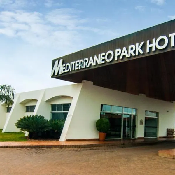Mediterrâneo Park Hotel, hotel in Pôrto Independência