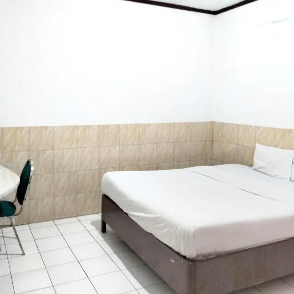 Pati में, होटल Sartika Hotel Mitra RedDoorz Pati