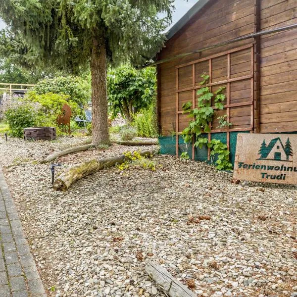 Tiny House Trudi mit Garten, hotel i Bad Wünnenberg
