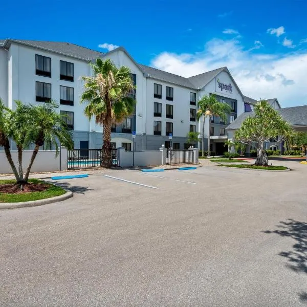 Spark By Hilton Fort Myers, hotel u gradu Fort Majers