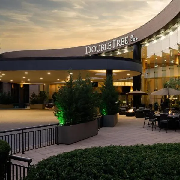 DoubleTree by Hilton Washington Dulles Airport, hotel a Herndon