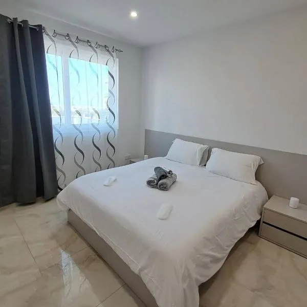 Caterina Suites, hotel in Wied l-Arkata