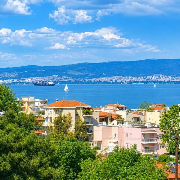 Little Villa - walk to the beach, hotel di Tesalonika