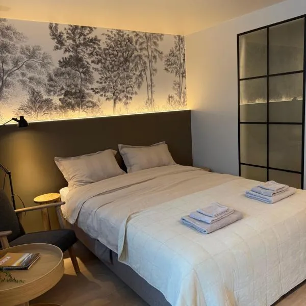 Newly Renovated Rom Bergen Fana, hotel in Bergen