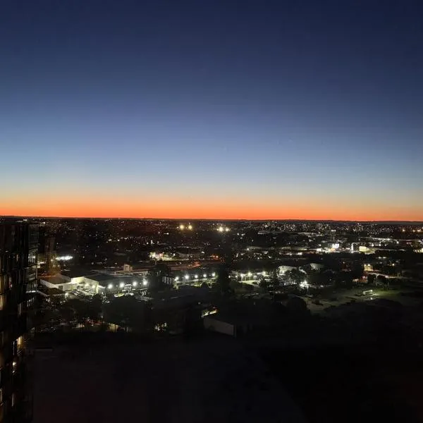 Golden Hours in Olympic park 2Bed2Bath - Free Carpark Gym, מלון בסידני