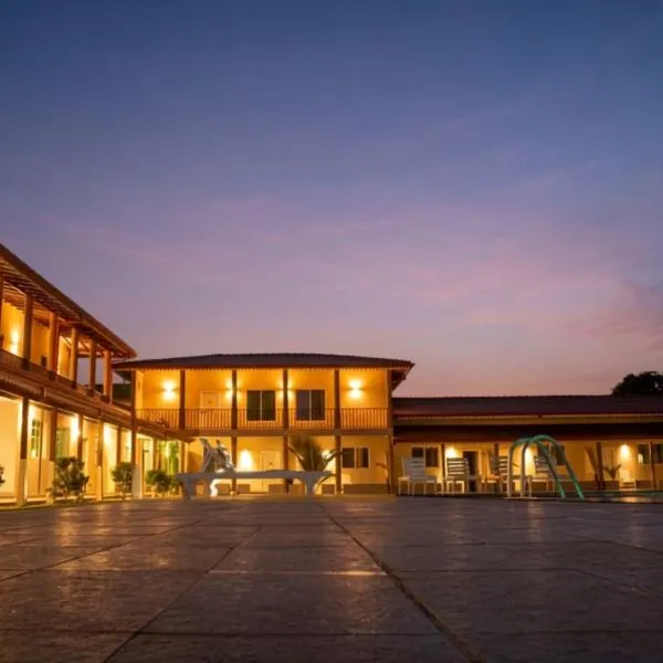 Nilakma Lagoon, hotell i Negombo
