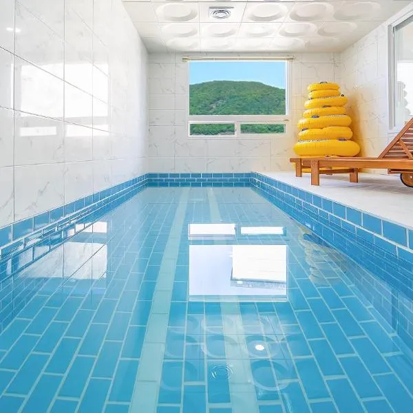 Gapyeong Boreum-Dal Poolvilla, hótel í Gapyeong