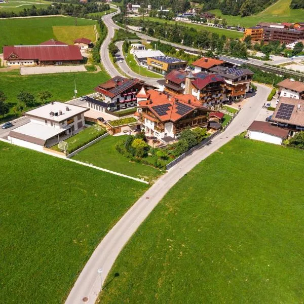Wohlfühl Ferien-Heim Aparthotel 4 Sterne, hotel i Zell am Ziller