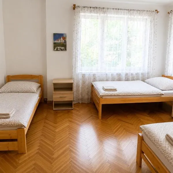 Sleep & Go Czech Republic - Mnichovo Hradiště, hotel in Mnichovo Hradiště