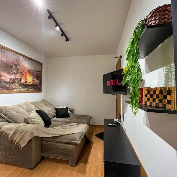 Apt Moderno e Confortavel 7 min do Centro em 7L, hotel u gradu 'Sete Lagoas'