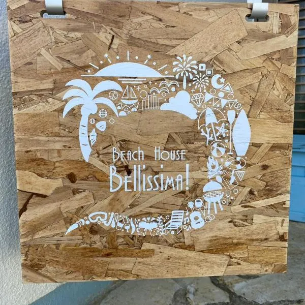 Beach House Bellissima !, hotel en Yomitan