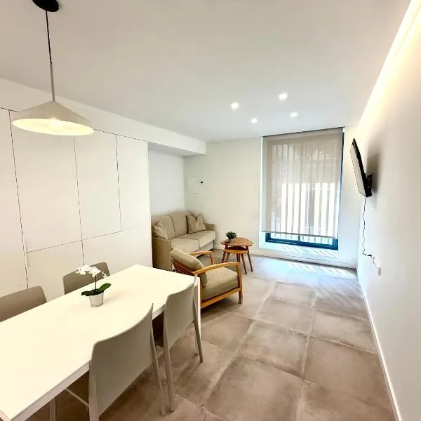 Relaxing Valencia 1BR Near Nou Mestalla & Metro, hotel en Valencia