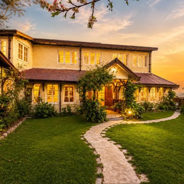 Springfields - A Heritage Palace Since 1902 by Eastlynn Experiences, hotel em Shimla