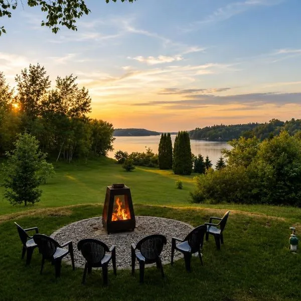 Chalet Bleu de la Baie Boudreault - Vu sur le lac, хотел в Алма
