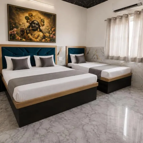 Hotel PKD Vrindavan Near 100 Futta Main Road, hotel u gradu 'Vrindavan'