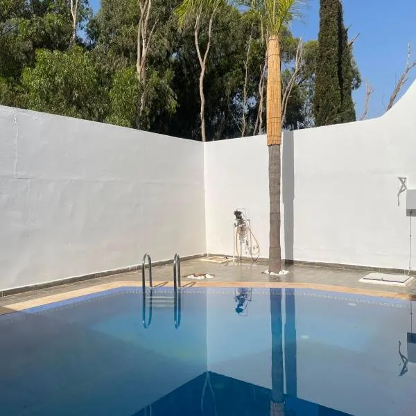 Villa Familiale Saïdia Piscine, hotel a Saïdia