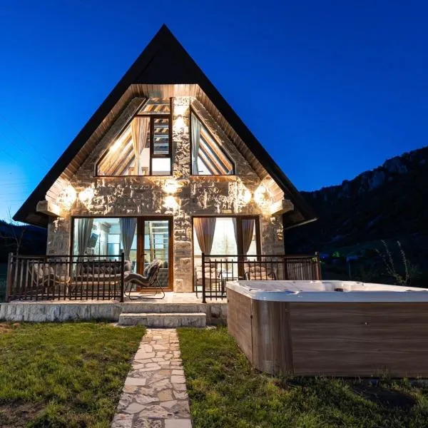 VILA K3 Komarnica, hotel i Šavnik