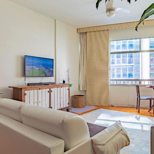 4 min da Praia de Copacabana | Amplo e Aconchegante Apartamento de 2 Quartos - Foto 5
