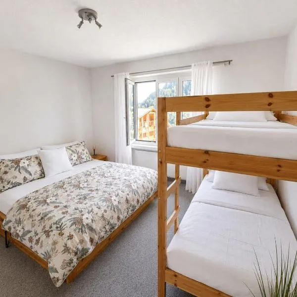 Family Apartment near Lenzerheide Ski-in & Fireplace, hotel en Churwalden