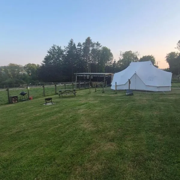 Hendre Glamping Retreat, The Rabbit Warren, hotel a Clydey
