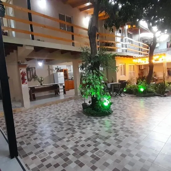 Alojamiento mei-mei, Hotel in Puerto Iguazú