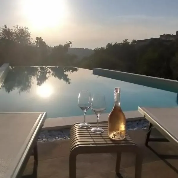 CASINA DAMÍ, hotel in Canosa Sannita