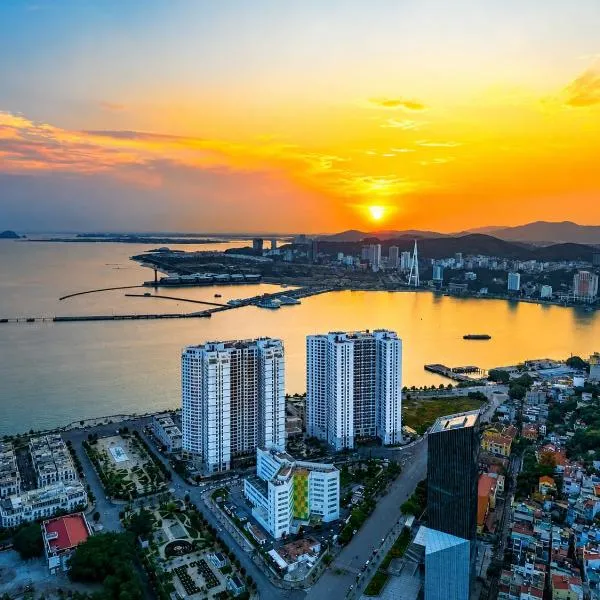 căn hộ Home Stay Sapphire S2 tiêu chuẩn khách sạn view thành phố Hạ Long rất đẹp, hotel in Ha Long