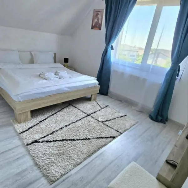 Cozy SoRaDa 3 apartment – hotel w mieście Bragadiru