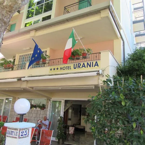 Hotel Urania, отель в городе Верджано