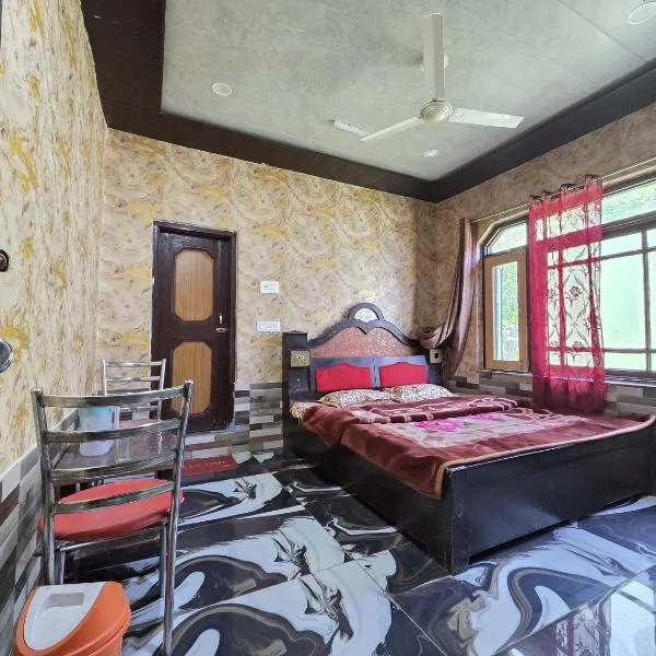 Alamdar guest house, hotel in Srinagar