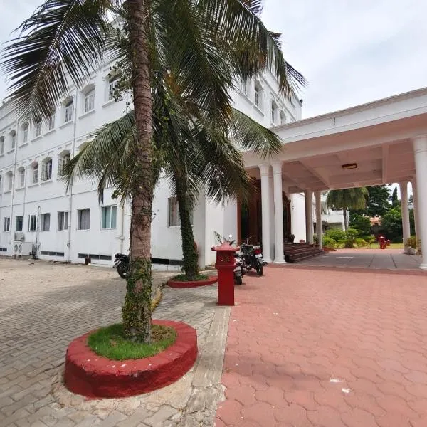 Hotel Bon Sejour, hotel en Pondicherry