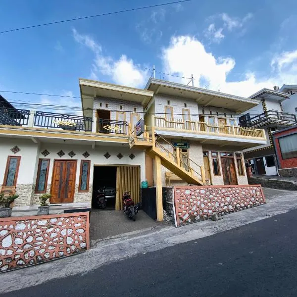 Homestay Teguh، فندق في Ngadisari