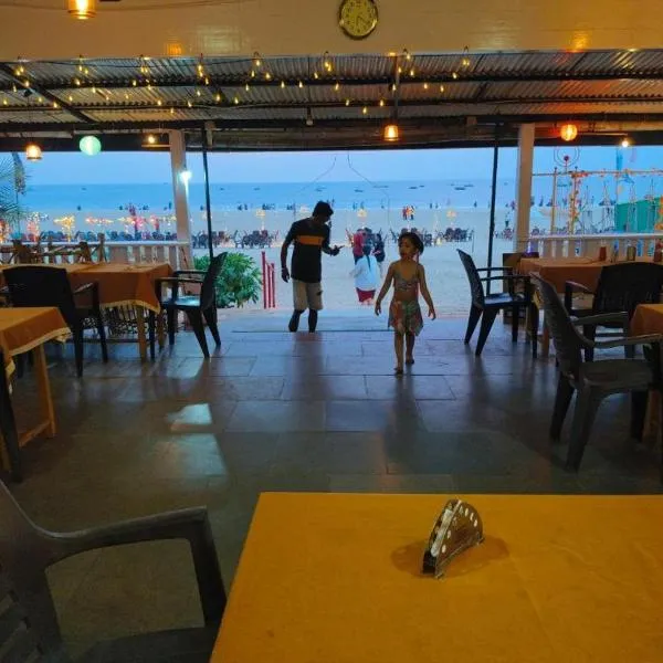 Roseal Beach Front, hotel i Baga
