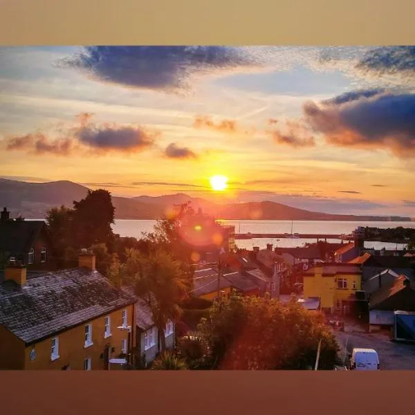 Carlingford Mountain and Sea Views, Hotel in Carlingford