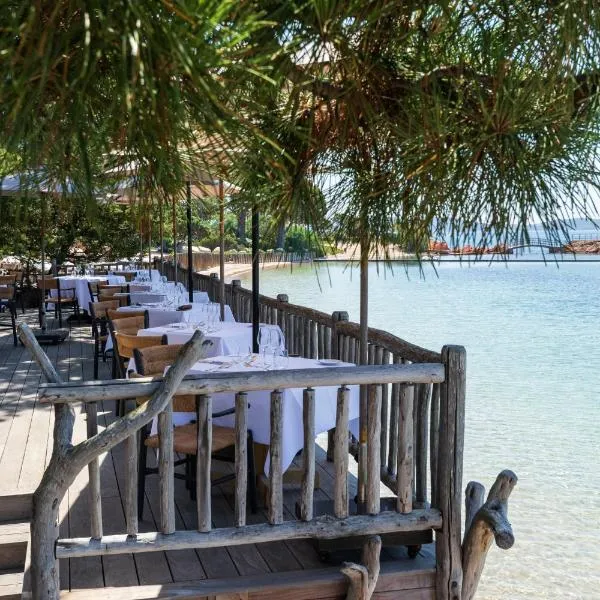 Grand Hôtel De Cala Rossa & Spa Nucca, hotell sihtkohas Porto-Vecchio