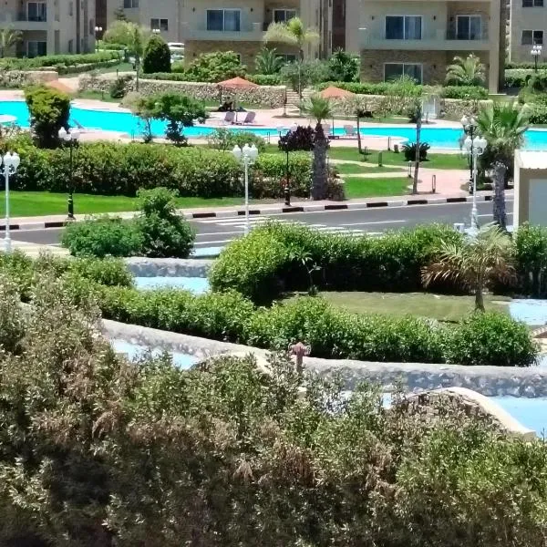 villa north coast, hotel u gradu El Alamein