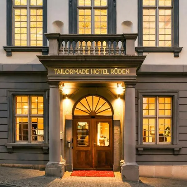 Tailormade Hotel RÜDEN Schaffhausen, hotel di Schaffhausen