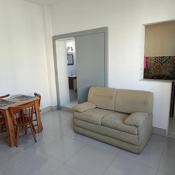 "Apartamento Amplo 44m2 Copacabana - 2 quadras da Praia" - Foto 4