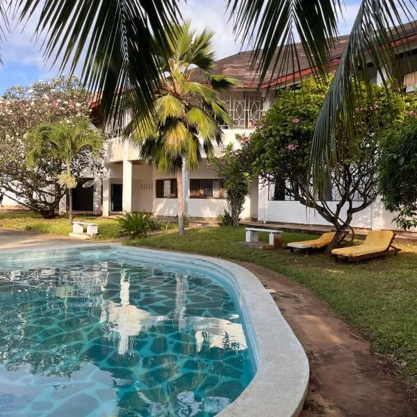 Little Heaven's Home, 1 bedroom cozy home, Malindi, хотел в Малинди