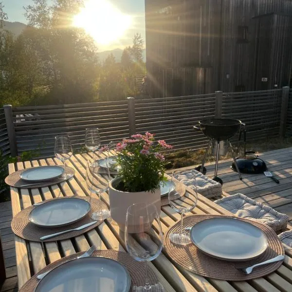 Charming and modern ski-in ski-out cottage, hotel v destinácii Hemsedal