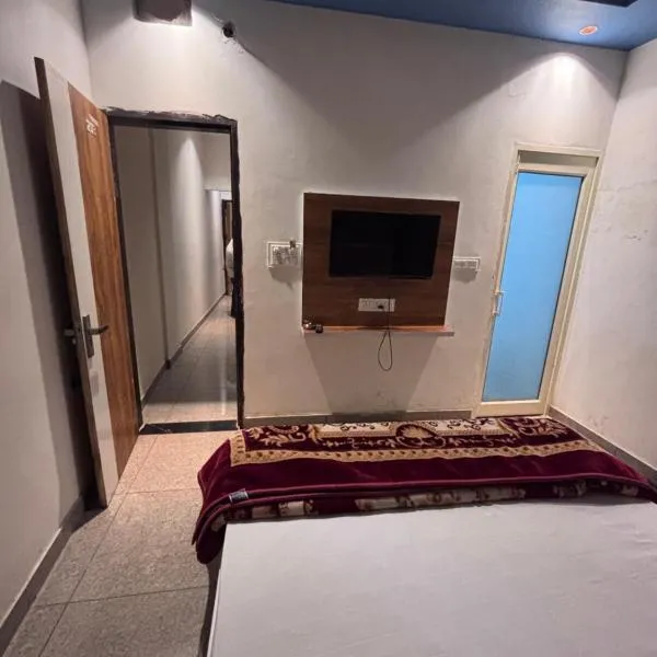 Viesnīca hotel happy ending pilsētā Hisār