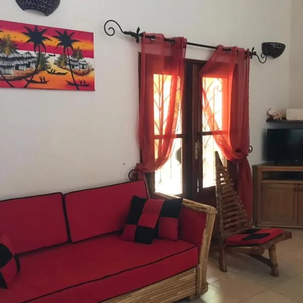 Villa de charme dans résidence de standing, hotel i Nianing