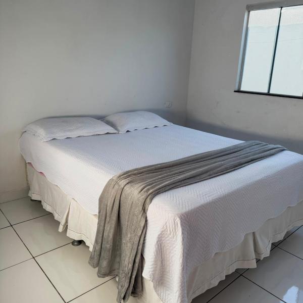 Casa com dois quartos e piscina em mineiros - Foto 3