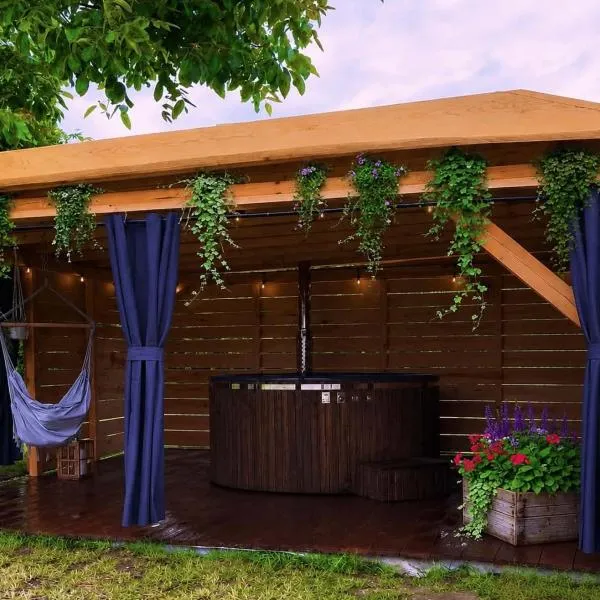 Apartament Pod Dębiną, хотел 