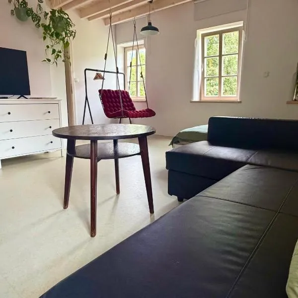 Domek Kavalírek: Lipová-lázně şehrinde bir otel
