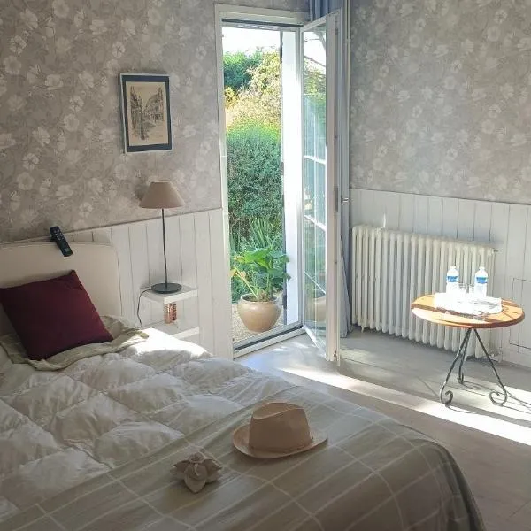 Chambre à louer Sortie A6 Sud Auxerre, Hotel in Venoy