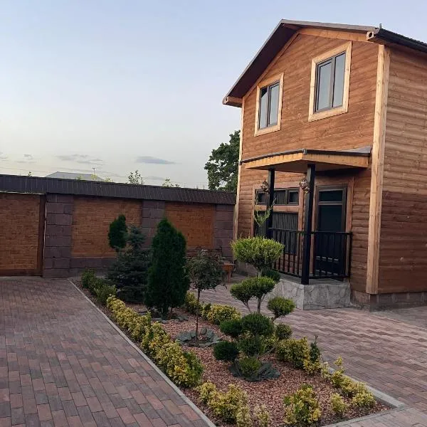 ARBAT house LUXURY, hotel em Arbatʼ