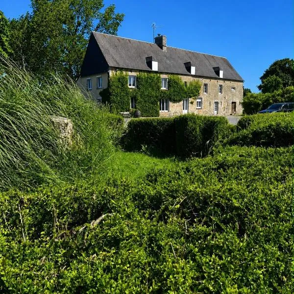 Ferme La Hougue B&B, hotel in Coigny