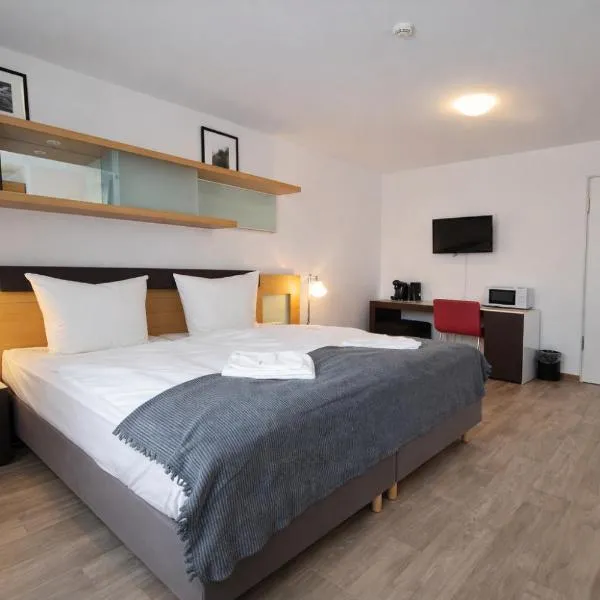 Check-Inn Hotel - free parking, hotel en Offenbach
